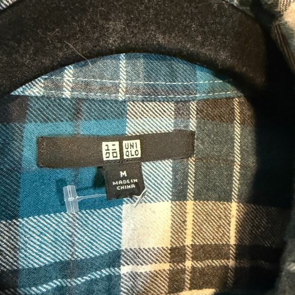 Uniqlo Shirt Mens Medium Blue Green Plaid Flannel Long Sleeve Button Up Casual - Picture 5 of 7